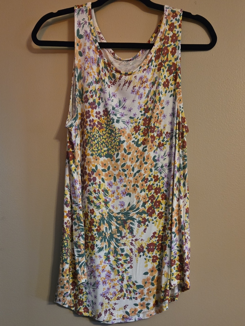 Women’s Floral Scoop Tank Top in Multi-Color